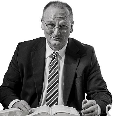 Porträt von Prof. Dr. Alexander Barth - Sexualstrafrecht ht defensio