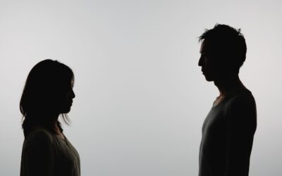 Sexualstrafrecht und Beziehungsdynamiken: Was gilt bei Paaren, Ex-Partnern oder in offenen Beziehungen?