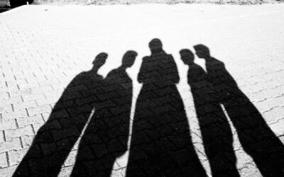 Täterschaft oder Teilnahme? Strafbarkeit bei Mitläufern in Sexualstrafsachen